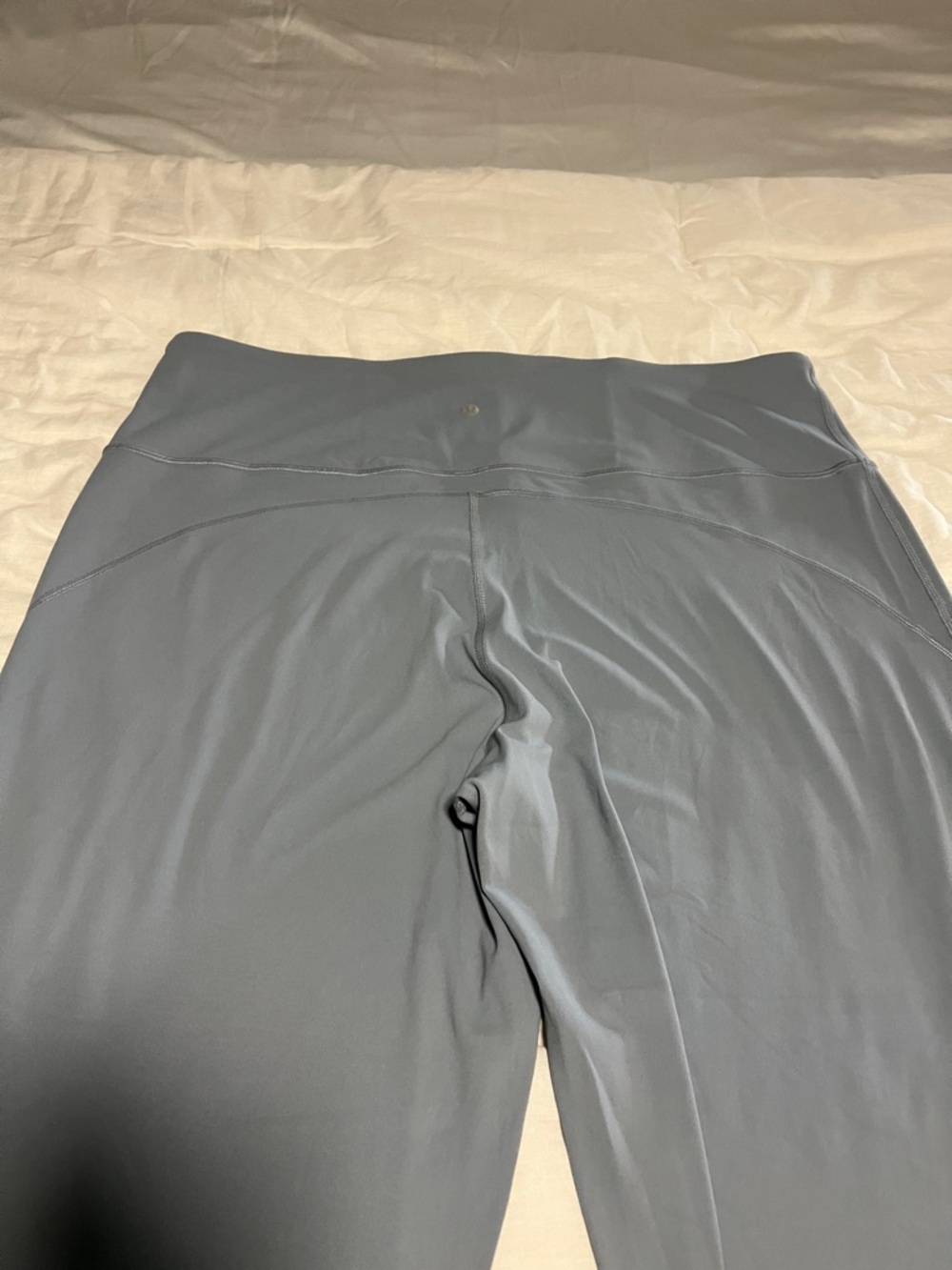 Lululemon High-Waist Light Blue Flare Leggings Size 20 - Picture 3 of 7